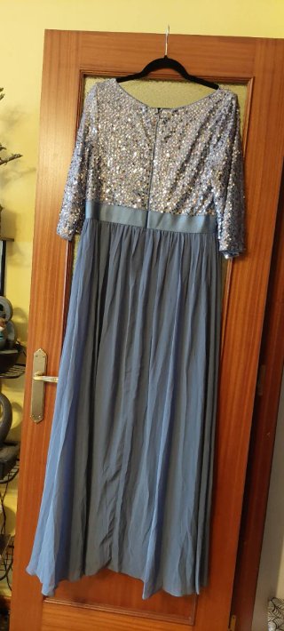 Vestido de fiesta lentejuelas y falda gasa