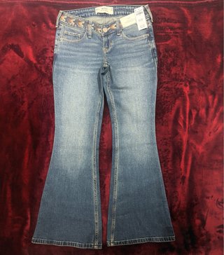 Vaqueros Hollister Ultra Low-Rise Flare Talla 36