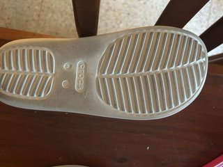 Chanclas Crocs Beige Talla [Talla]