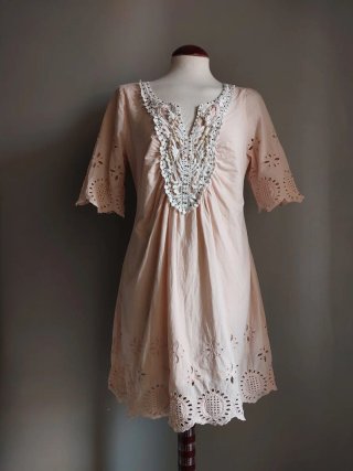 Vestido vintage M encaje blanco y rosa