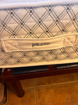 Cama con somier y colchón