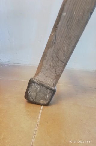 Escalera de madera pintor