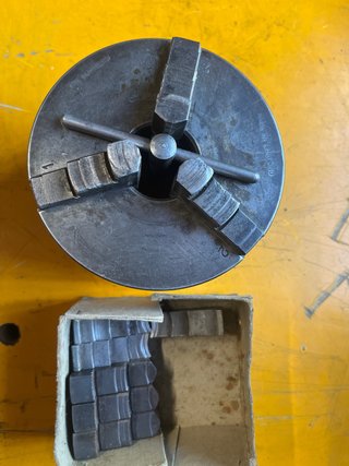 Torno de metal antiguo Little John