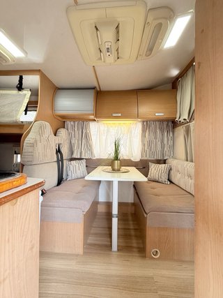 Autocaravana 6 plazas con doble aire