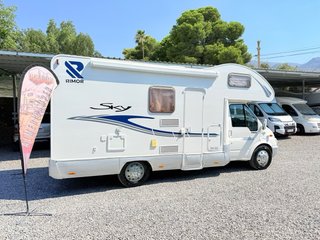Autocaravana 6 plazas con doble aire