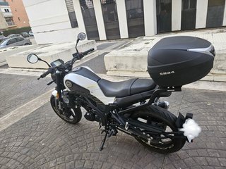 Benelli Leoncino 125 - 7.500 km