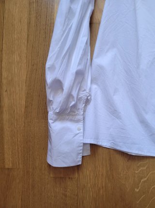 Camisa blanca Zara manga abullonada