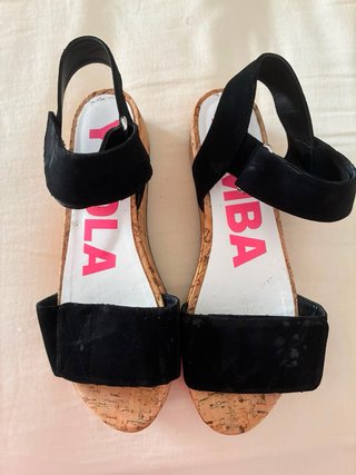 Sandalias Bimba y Lola Negras