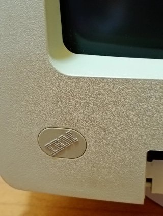 MONITOR 14" CRT IBM MODELLO 6322-R02