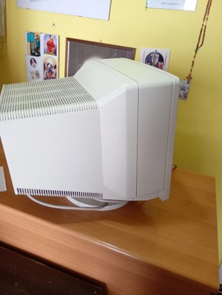 MONITOR 14" CRT IBM MODELLO 6322-R02