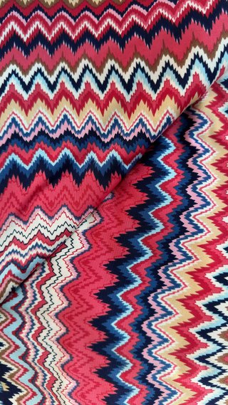 Jersey viscosa zig-zag
