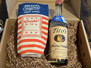 Pack Exclusivo Tito’s Handmade Vodka