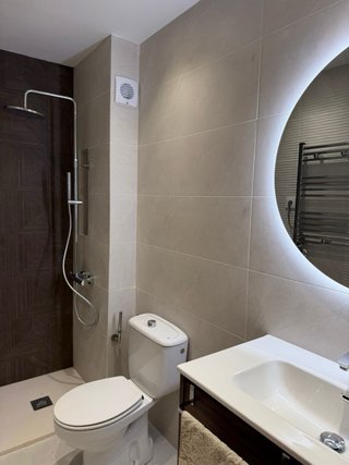 Equipo profesional reformas baño