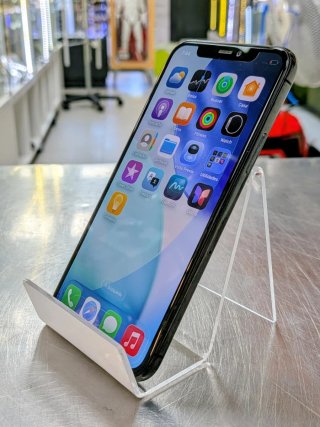 iPhone 11 Pro Gris Espacial 256GB