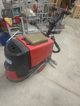Máquina Fregadora Rotativa con Cable eléctrica