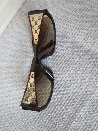 Gafas de sol Gucci marrones y beige