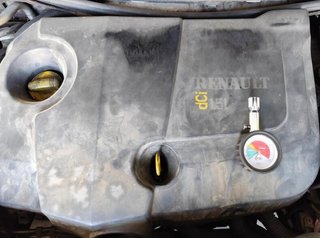 Centralita motor renault 8200843713 megane 231511