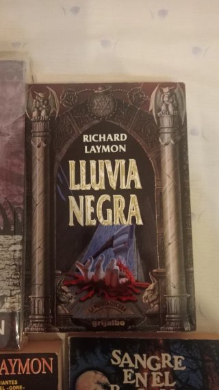 Richard laymon .  Es Stephen King sin conciencia.