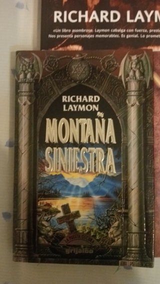 Richard laymon .  Es Stephen King sin conciencia.