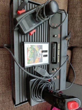 Consola Atari 2600 Video Game System