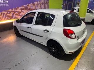 Renault Clio 1.5 dCi 75cv | Distribución nueva