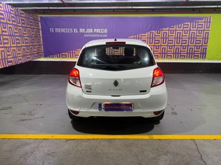 Renault Clio 1.5 dCi 75cv | Distribución nueva