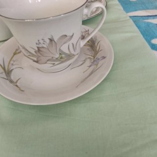 Juego tazas con jarra porcelana