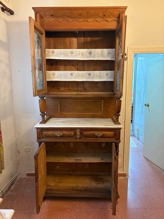 Mueble aparador antiguo de madera y mármol