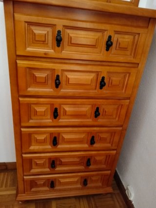 Cama completa de madera,con mesillas , sinfonier