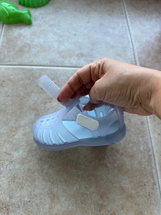 Sandalias para agua Igor azul transparente T23