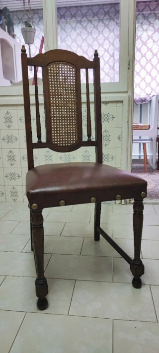4 Sillas Antiguas Madera y Piel