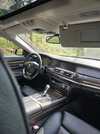 BMW Serie 7 730D F01