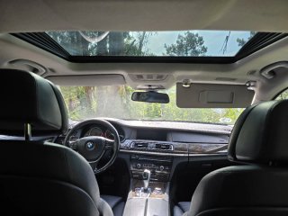 BMW Serie 7 730D F01