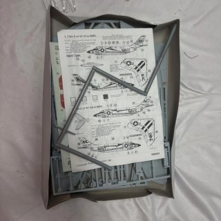 Maqueta Avión Emhar F3H Demon 1:72
