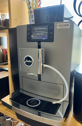 Cafetera Profesional JURA X10 Superautomática