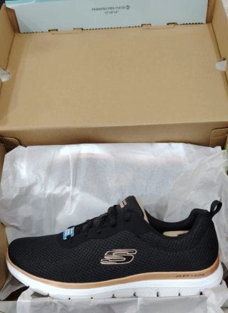 Zapatillas Skechers Flex Appeal Negro/Dorado