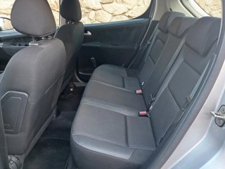 Peugeot 207 2012