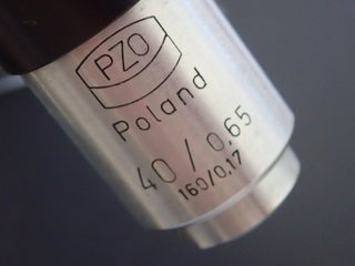 Microscopio PZO con caja de madera