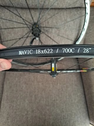 Juego Ruedas Mavic Aksium
