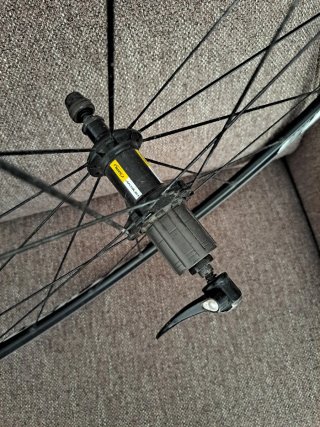 Juego Ruedas Mavic Aksium