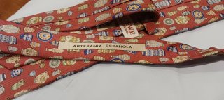 CORBATA LOEWE, SEDA NATURAL, ART. ESPAÑOLA, CORAL.