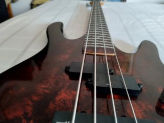 Bajo Washburn Axxess XS-4