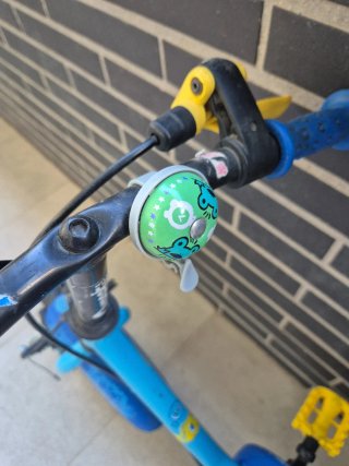 Bicicleta infantil azul