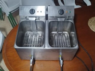 Freidora Eléctrica GDF3028 2 Cubas 6+6L