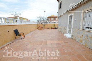 Casa adosada en venta en Rabasa en Alicante