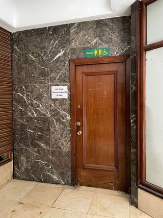 Local comercial en venta en Avda de Madrid - Pº de la Estación en Jaén