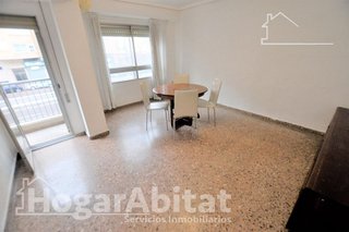 Piso en venta en El Calvari en Valencia