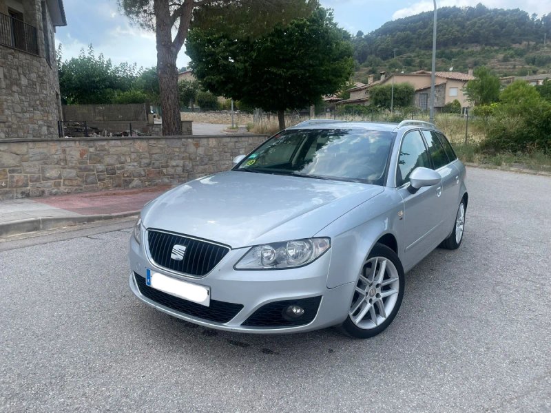 SEAT Exeo ST 2.0 TDI 143 Distintivo B - foto 1