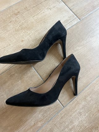 Zapatos de tacón negros