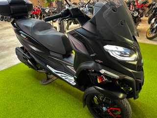 Piaggio MP3 400 HPE Negro
